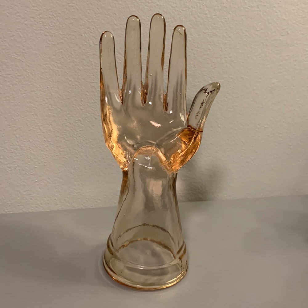 Light pink glass hand decoration